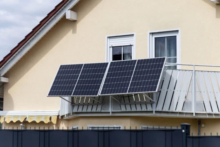Balkonkraftwerke: Einfach Sonnenenergie ernten ohne Garten