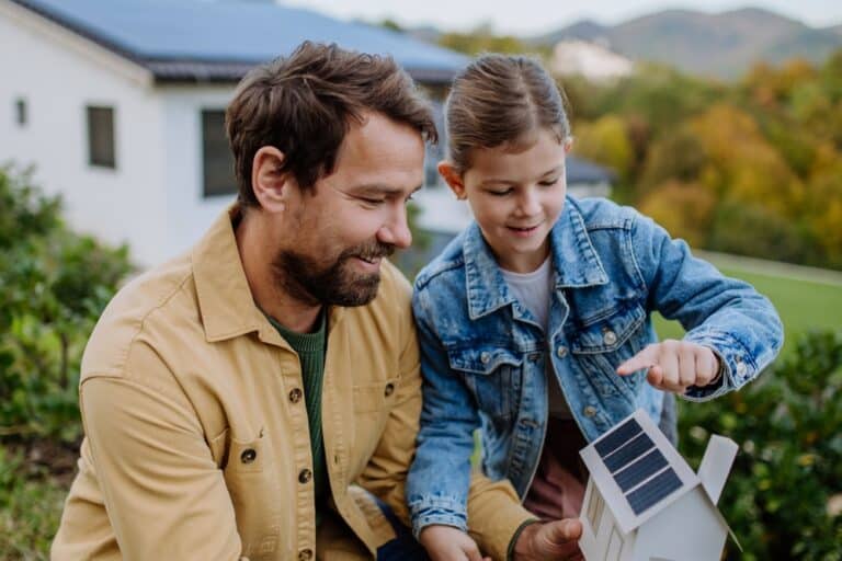 Bedeutung der Ausrichtung und Neigung Ihres Dachs für Energieeffizienz