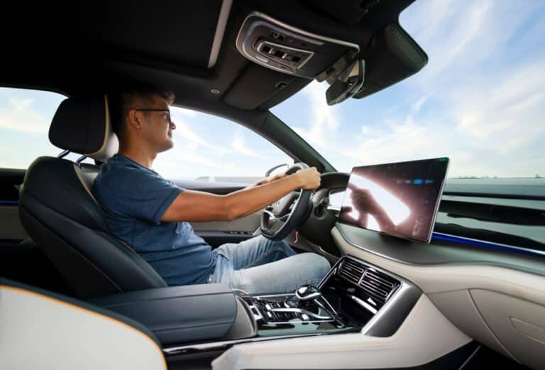 Der Weg zur grünen Mobilität: Elektroautos und Solarenergie