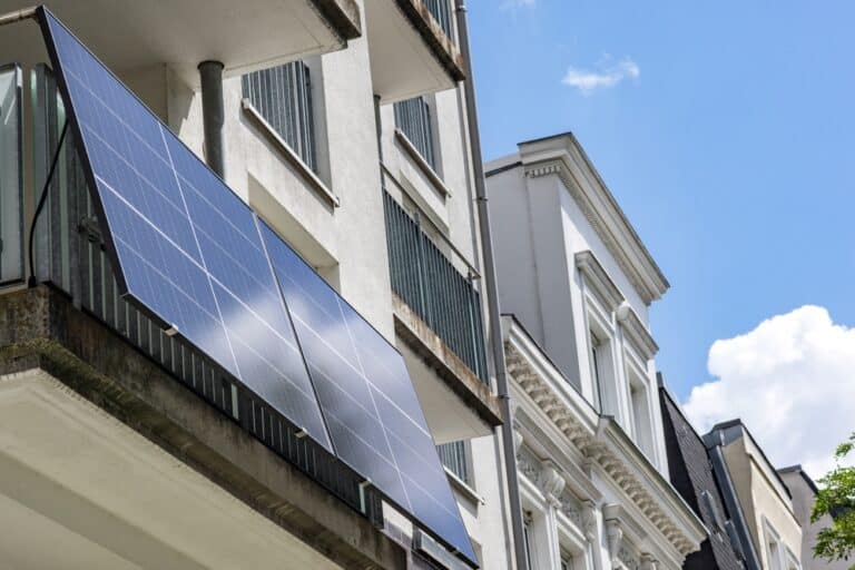 Die Rolle von Balkonkraftwerken in der städtischen Energiewende