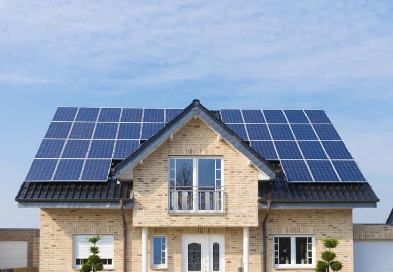 Intelligente Wechselrichter: Das Herzstück Ihrer Photovoltaikanlage