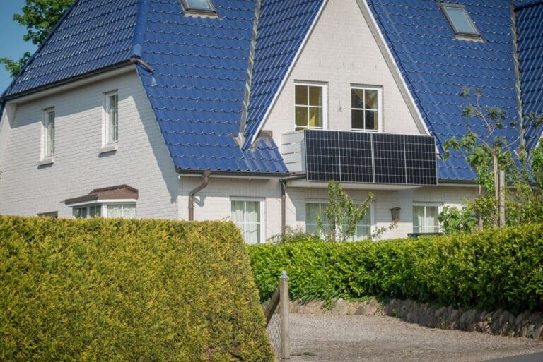 Wie Balkonkraftwerke das Bewusstsein für erneuerbare Energien schärfen