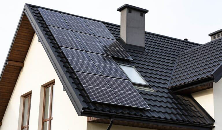 Wie sicher sind Photovoltaikanlagen bei extremen Wetterbedingungen?